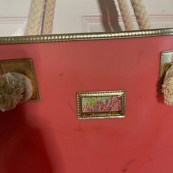Lilly Pulitzer X Large Beach Bag & Pouch Rubber Pink gold trim robe straps - Picture 7 of 16